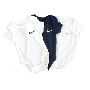 Nike Boys Navy | White Onesie size: 3 Months